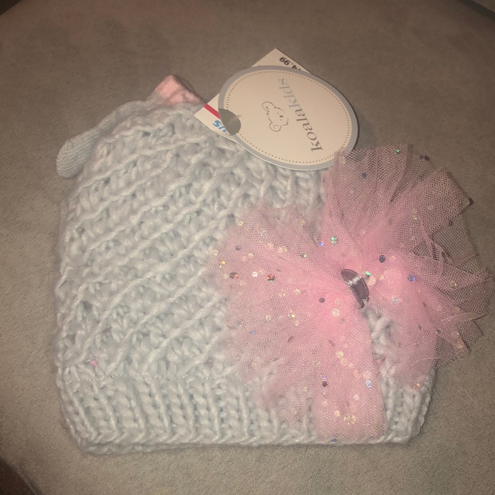 NWT baby knit beanie & mittens with bow
